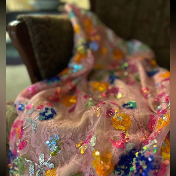 Mac Duggal Sequin Floral Gown - Picture 8 of 11